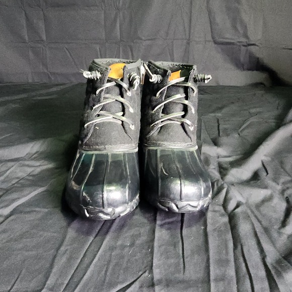 Nautica Woman's Duck Boots Size 8, Black - Picture 1 of 8